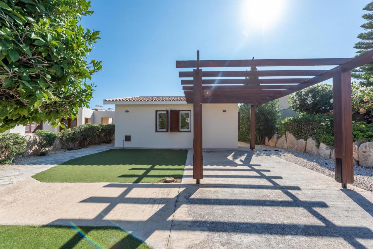 Villa Savoya Sunrise By Ezoria Villas Coral Bay Exterior foto